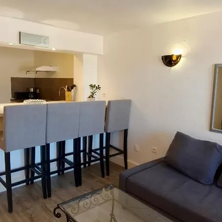 Apartament Renovated Flat With Parking In Center