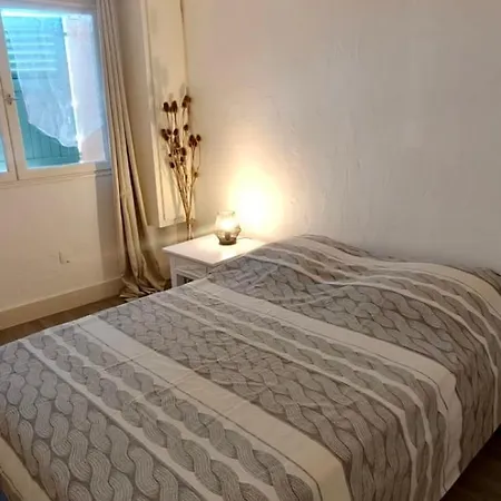 Rénové Avec Parking Au Cœur De Appartement Fréjus